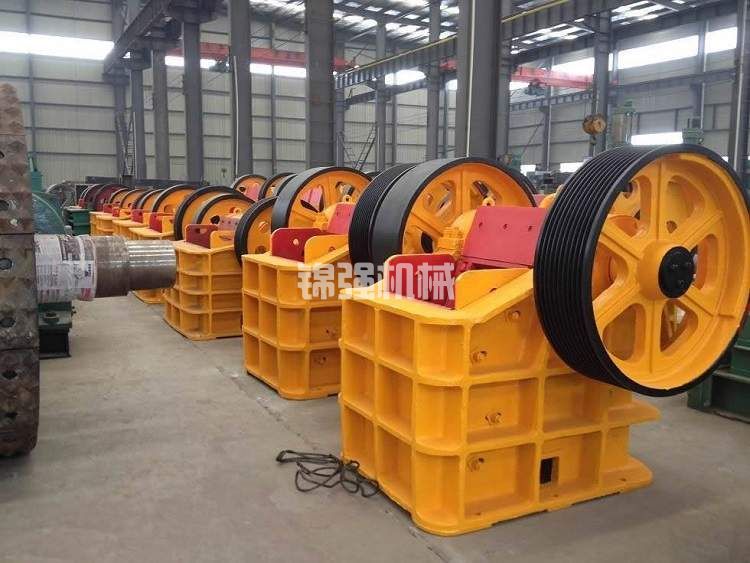 青石破碎機設備有哪些呢？破青石用什么破碎機好？(圖1)
